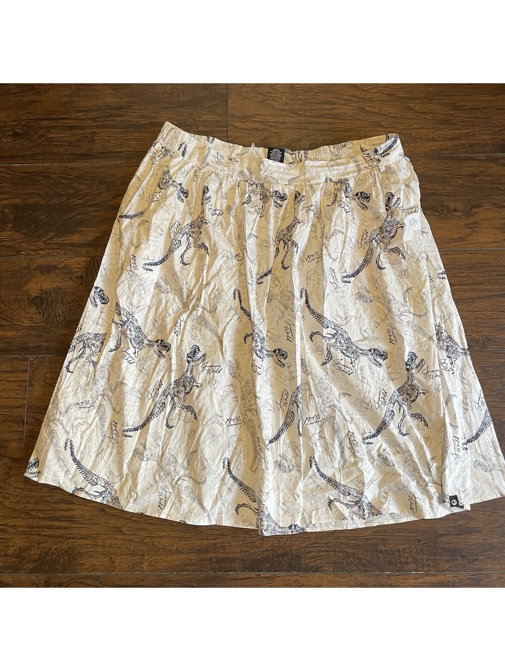 Jurassic World Navy & Ivory Midi Skirt Women’s Size 16